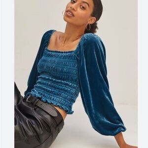 Anthropologie fairy Cottagecore puff sleeve velvet ruched top in aqua blue XS